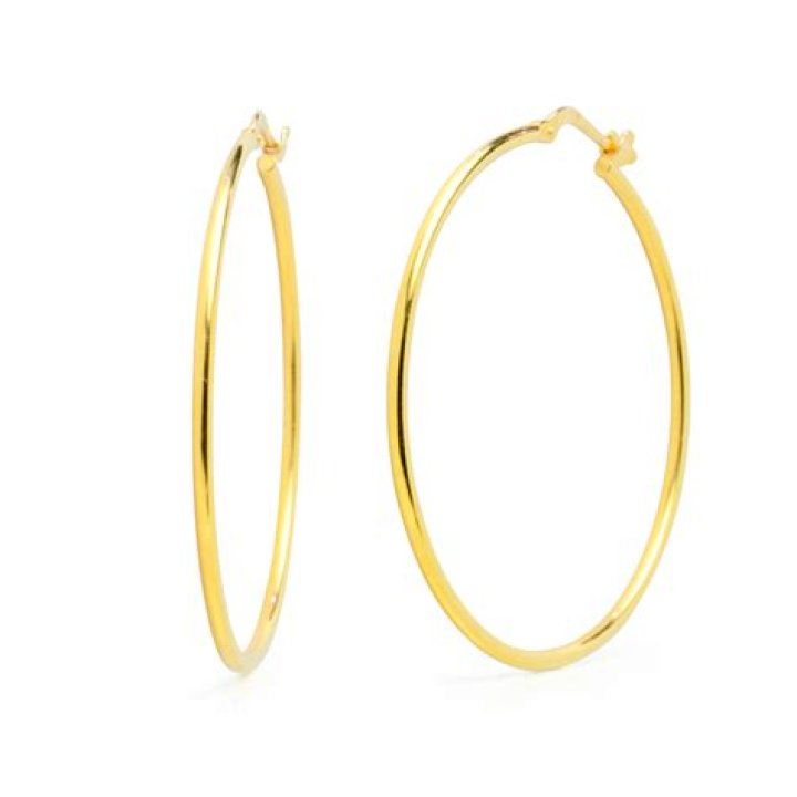 هل في الصباح الباكر تتفق نباتات الحقل؟