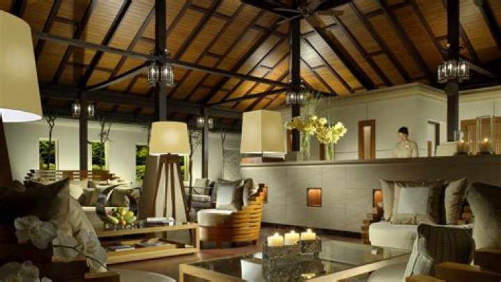 من مقتضى العبودية لله شكر الله تعالى على نعمه