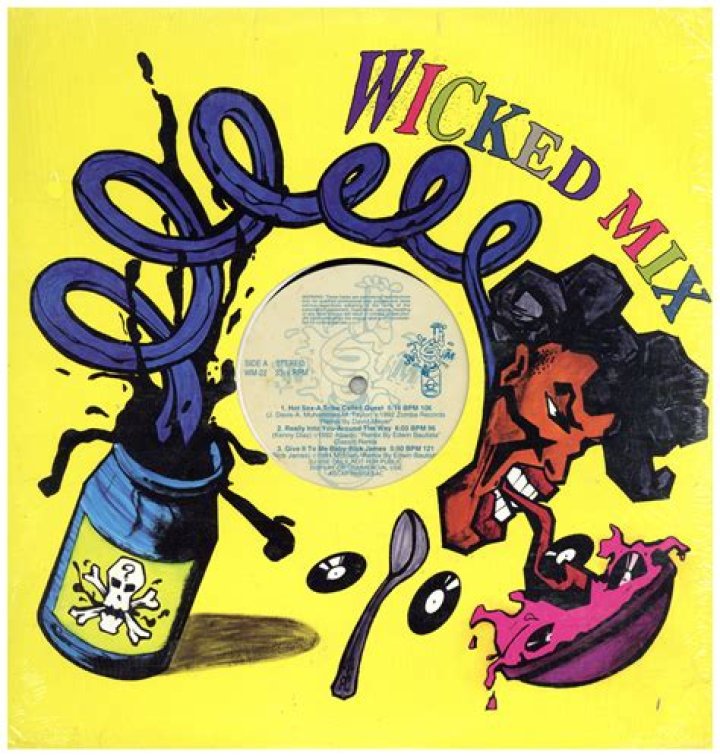 الحشرات لها هيكل خارجي صلب يحمي أجسامها