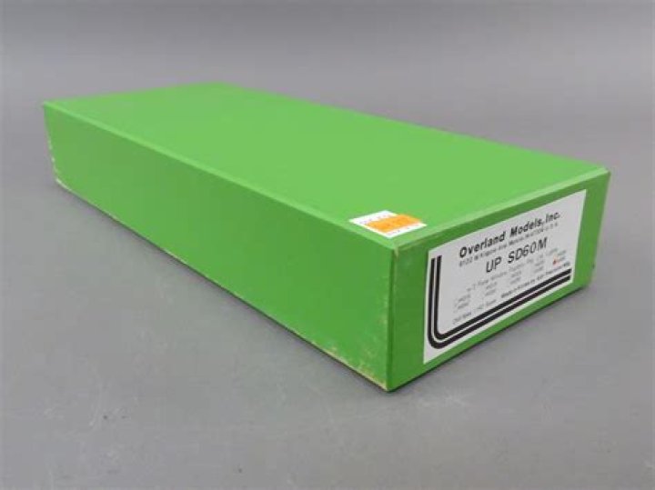 حل : الأجهزة الرقمية هي أجهزة تقوم بإستقبال البيانات ومعالجتها وتخزينها