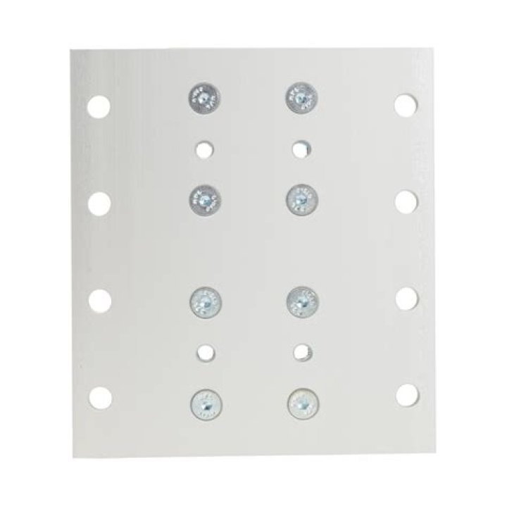 المسافه القصيره التي تفصل بين كل عصبون والعصبون الذي يليه تسمى