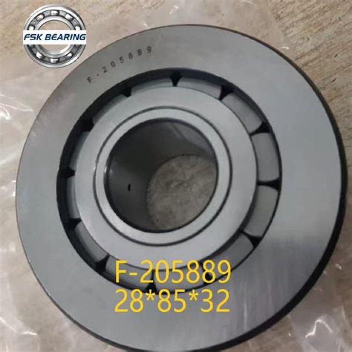 هل نزول افرازات بنية في موعد الدورة من علامات الحمل