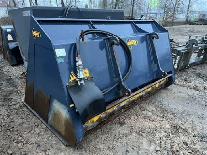 شخص ثاني كلمات