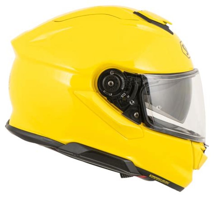 انشدك عن بنت بها السم مدفون وياكثر ما في بطنها من مصايب