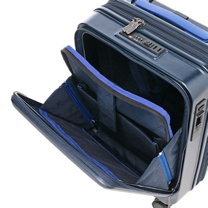 يبطن التجويف الانفي غدد مخاطية تفرز المخاط وظيفته