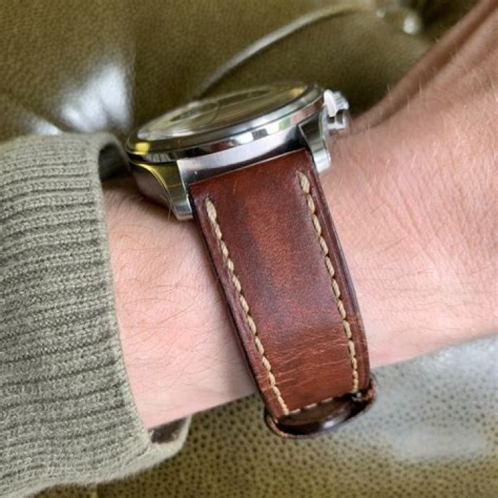 بنت الدهر تعني