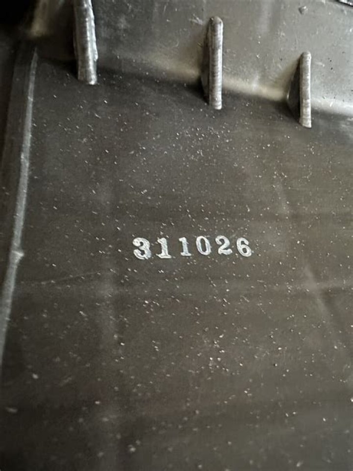 حتى تكون القوى ……………….يجب أن يلغي بعضها تأثير بعض. متزنة. قوية. ضعيفة. غير متزنة.