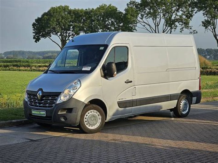 تعد السمنة المفرطة من أكثر أضرار عدم الالتزام بالغذاء الصحي