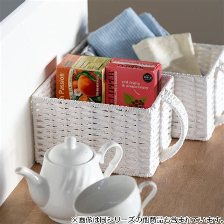 ما الخاصية التي تفسر طفو ابرة فوق سطح الماء