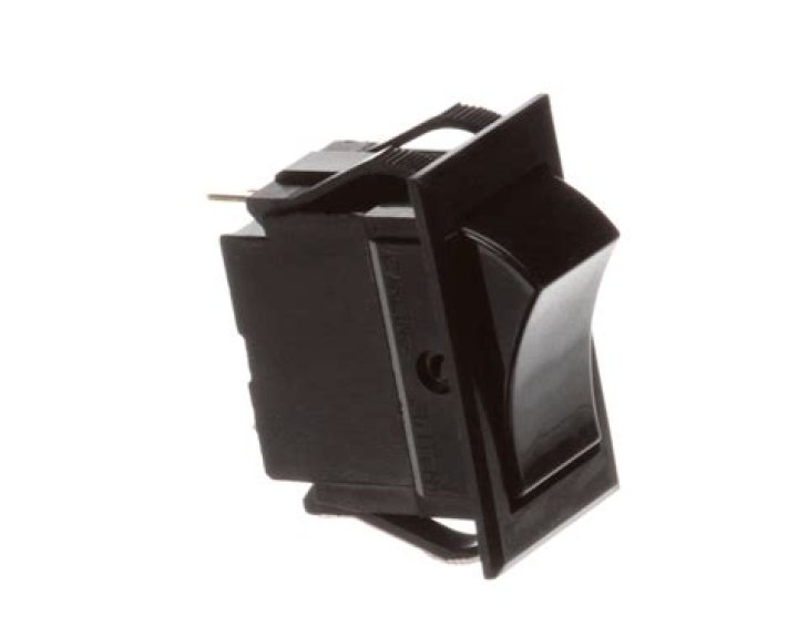 عند نطق التنوين فإننا ننطق نونًا ساكنة.