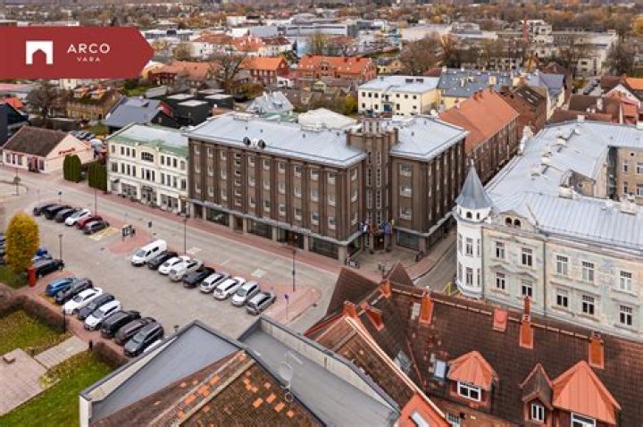 من هو مخترع الفيس بوك وما هي جنسيته