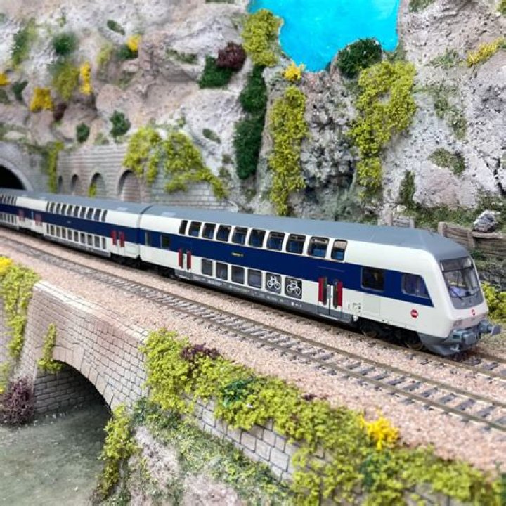 تفسير حلم اكل الموز للعزباء والمتزوجة والحامل والمطلقة