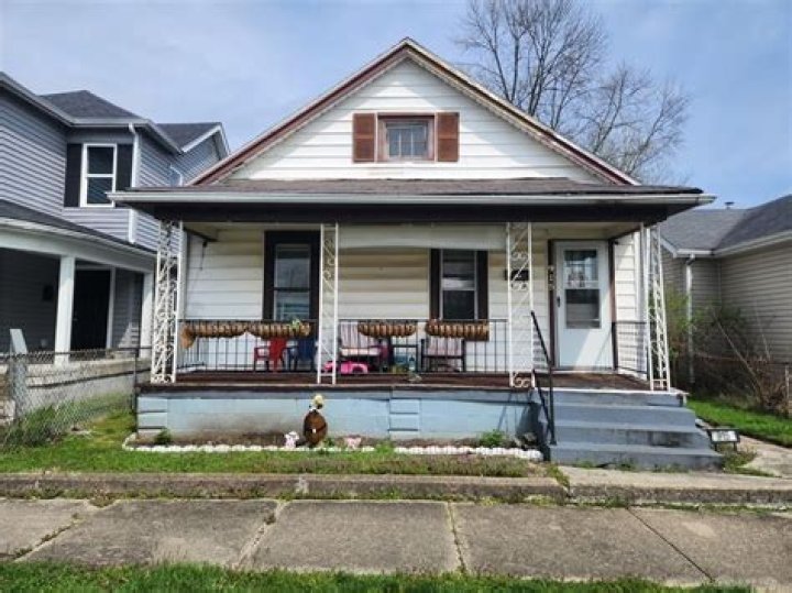 ما هو اسم أخت دكستر ، وش اسم أخت دكستر