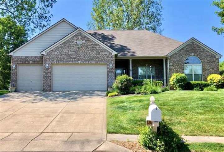 معنى اسم خالد وحكم التسمية به في الدين الإسلامي