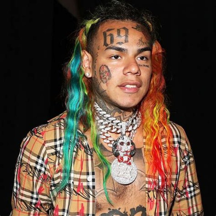 6ix9ine Tekashi69 Wiki, Biography, Age, Height, Weight, Career, Net Worth, Ethnicity, Religion, Dating, Girlfriend, Life