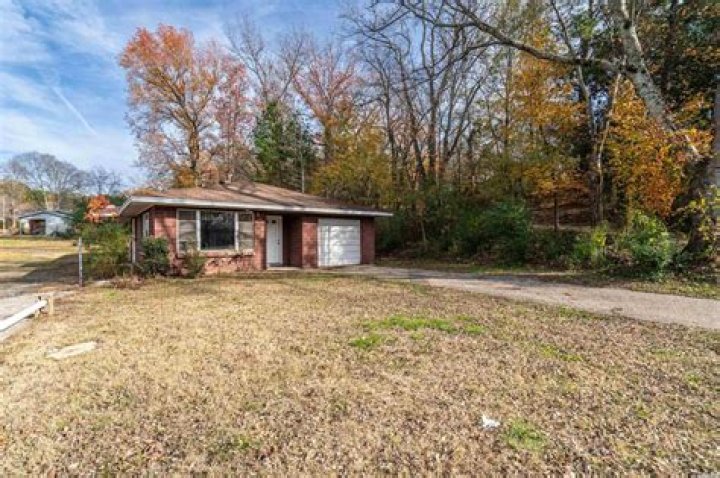 من أول من كتب لا إله إلا الله محمد رسول الله على العملة