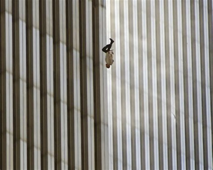 Shocking Photos Of 911: Witnesses Capture Horrific Tragedy