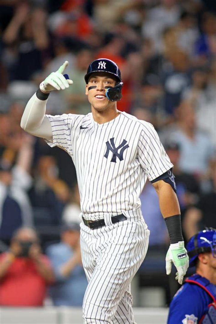 A Glimpse Into The Life Of Aaron Judge: Captivating Aaron Judge Pics