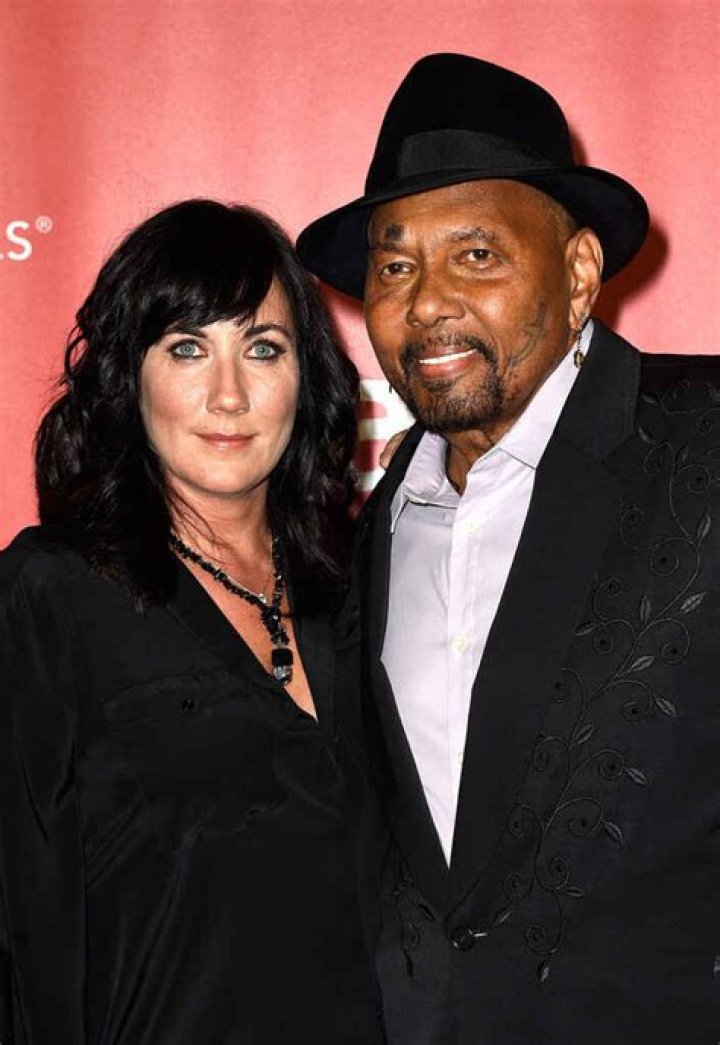 Aaron Neville's Life With His Beloved Wife Sarah Friedman