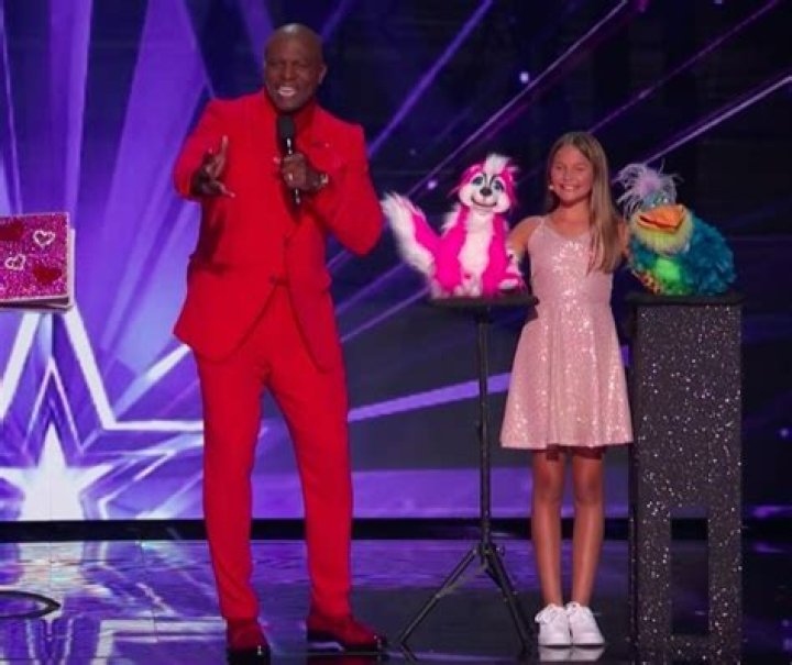 AGT’s Howie Mandel slammed by host Terry Crews for brutal jab about Sofia Vergara's divorce in shocking live show moment