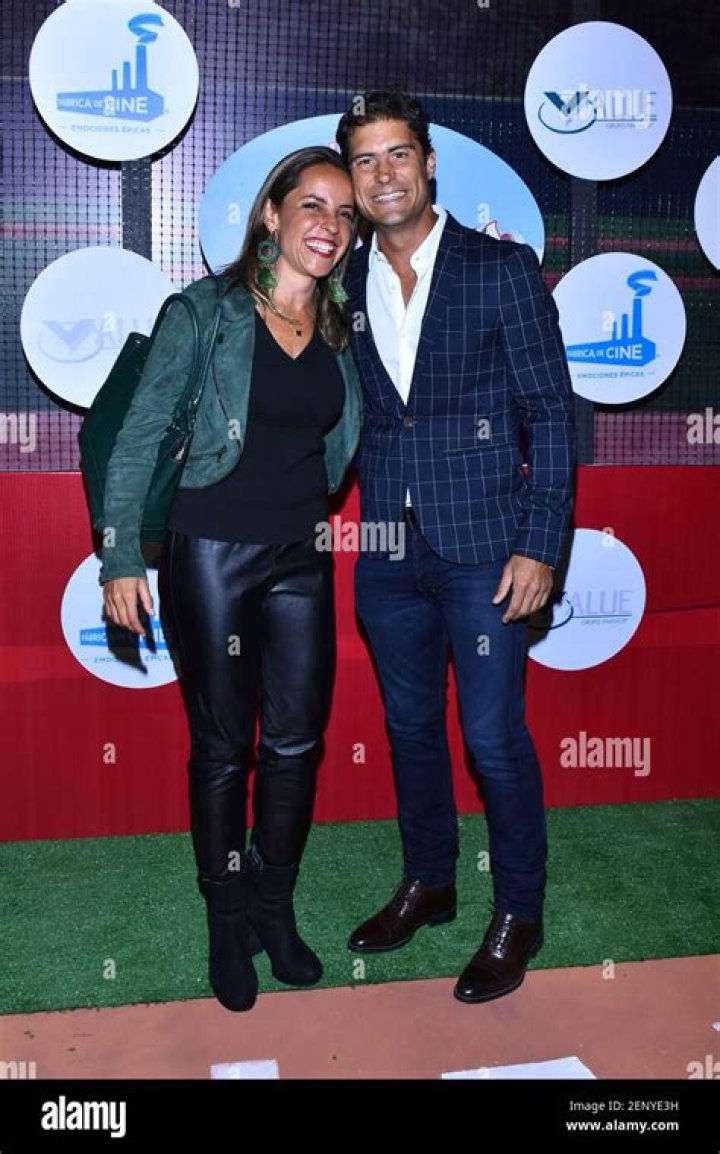 Exploring The Dynamic Duo: Alex Sirvent Y Anahi