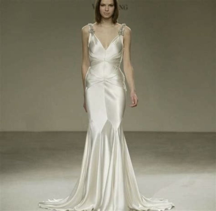 Julia Garner Married Mark Foster: Wedding Dress Details