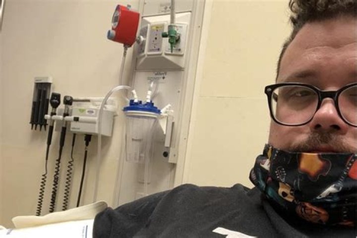 American Idol alum Chris Sligh is suffering from ‘double pneumonia’ after testing positive for coronavirus – The US Sun