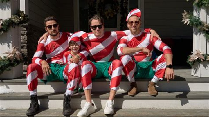 Andrew Walker Shares Why He Gave Tyler Hynes Nod in ‘Christmas Island’