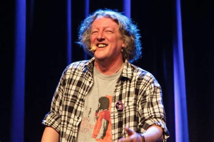 Andy Smart dead: Comedian dies 'unexpectedly' aged 63 as Eddie Izzard pays tribute to his talent