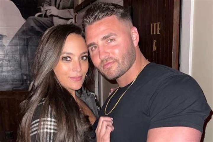 Angelina's Fiancée From Jersey Shore: Love In The Limelight