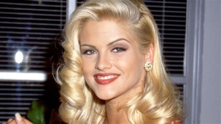 Unraveling The Mystery Behind Anna Nicole Autopsy