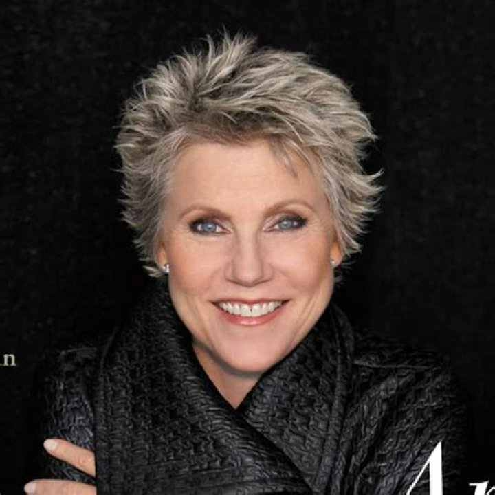 Anne Murray Net Worth, Income, Salary, Earnings, Biography, How much money make?