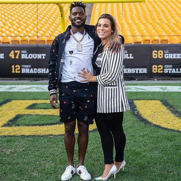 Exploring The Romantic Life Of Antonio Brown: His Girlfriends And Relationships