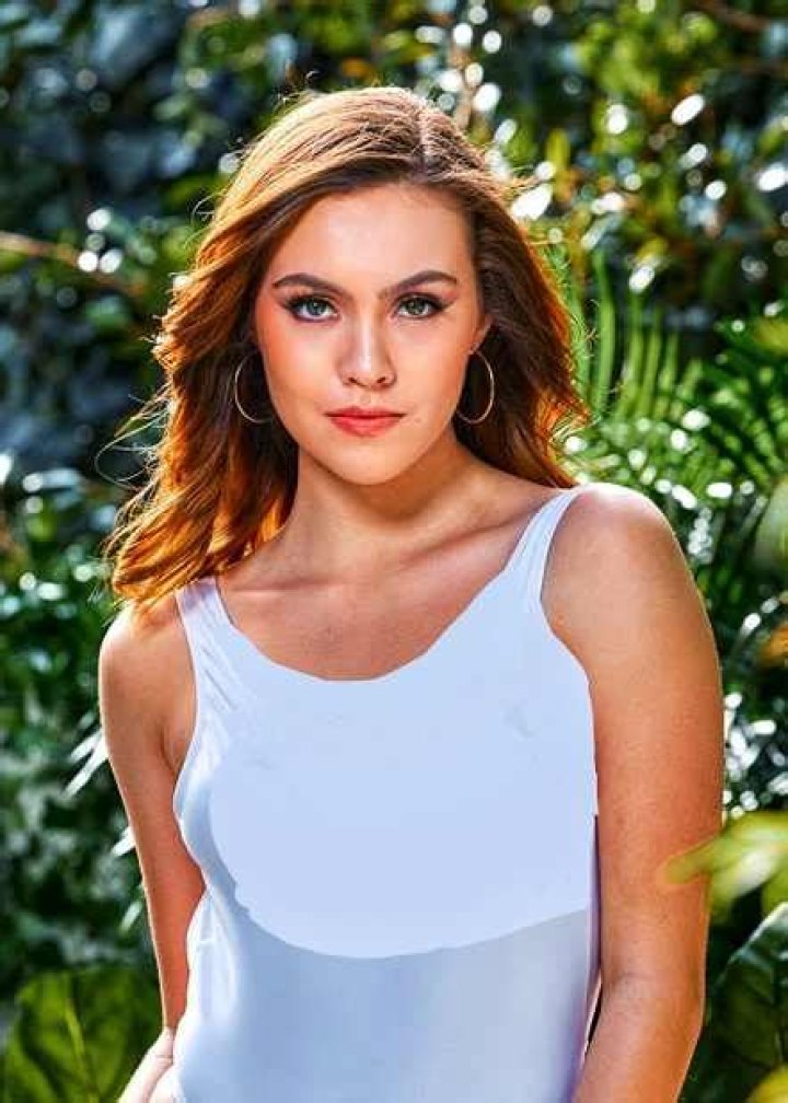 Autumn Falls (Actress) Wiki, Biography, Age, Height, Weight, Body Measurements, Boyfriend, Net Worth