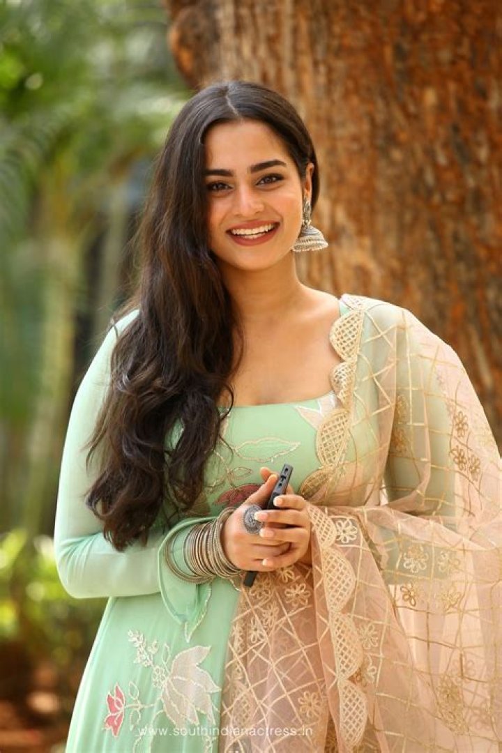 Bollywood's Versatile Actress: Ayesha Khan