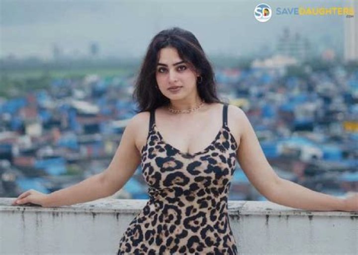 When Was Ayesha Khan Born? A Comprehensive Timeline