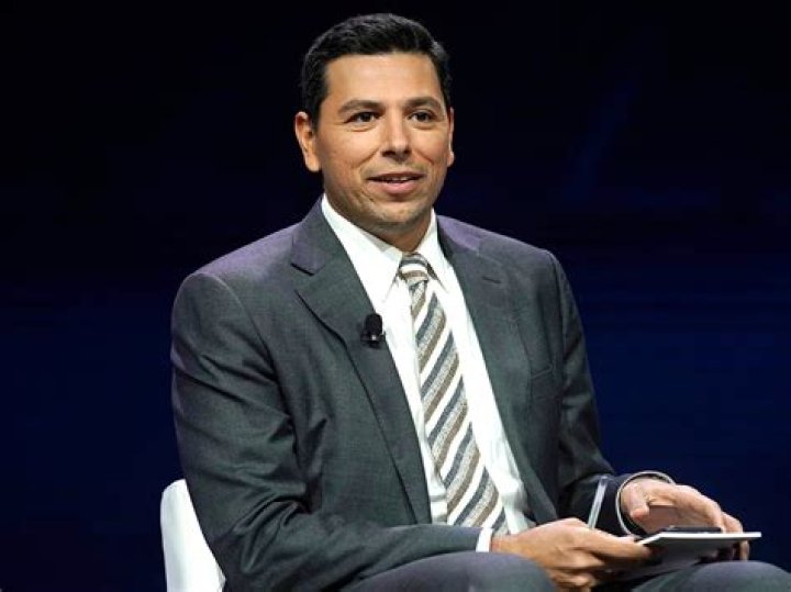 Ayman Mohyeldin Net Worth, Income, Salary, Earnings, Biography, How much money make?