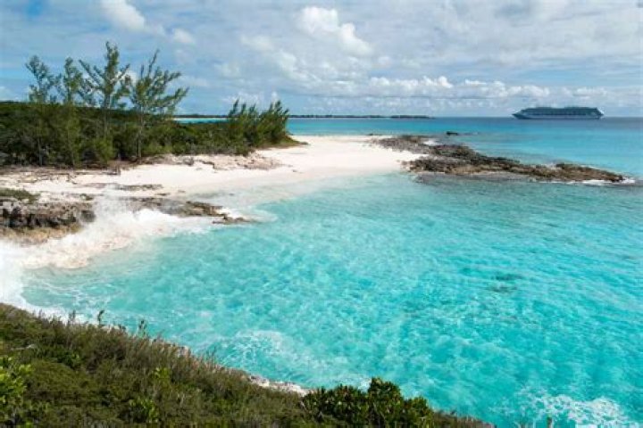 Discovering The Hidden Gem: Bahamas Long Cay