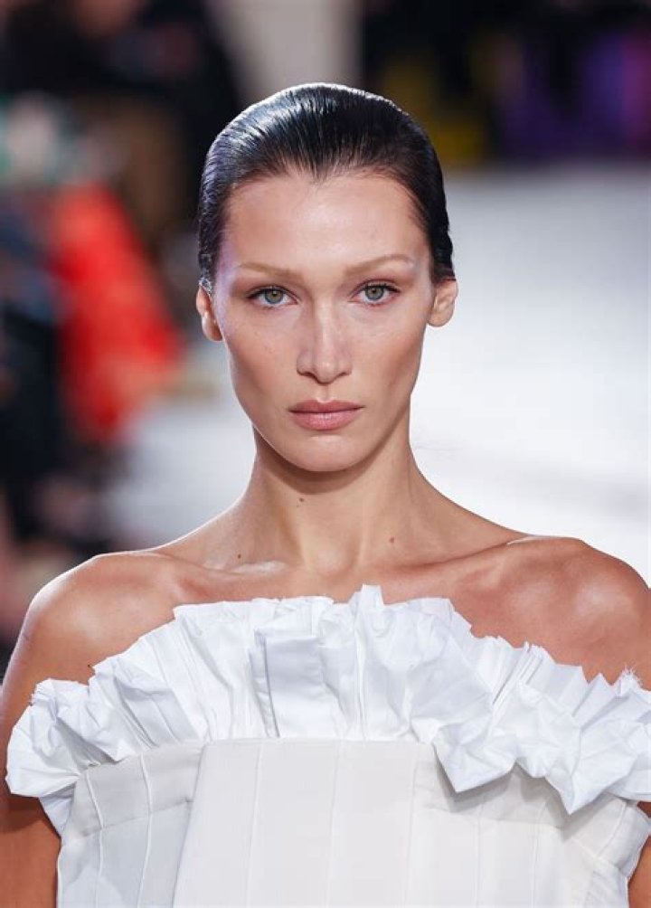 Bella Hadid Relaxes for ‘W’ Mag, Models Dior Makeup: Videos