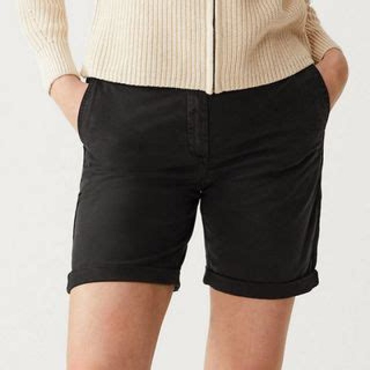 21 Best Chino Shorts for Women: A Classic Style Staple