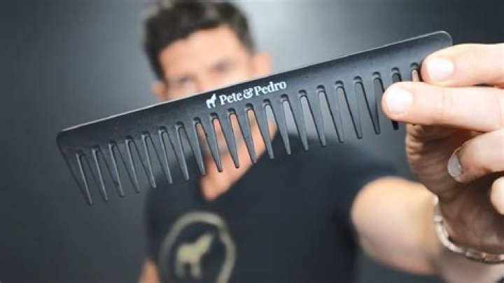 The Best Wide-Tooth Combs for Detangling