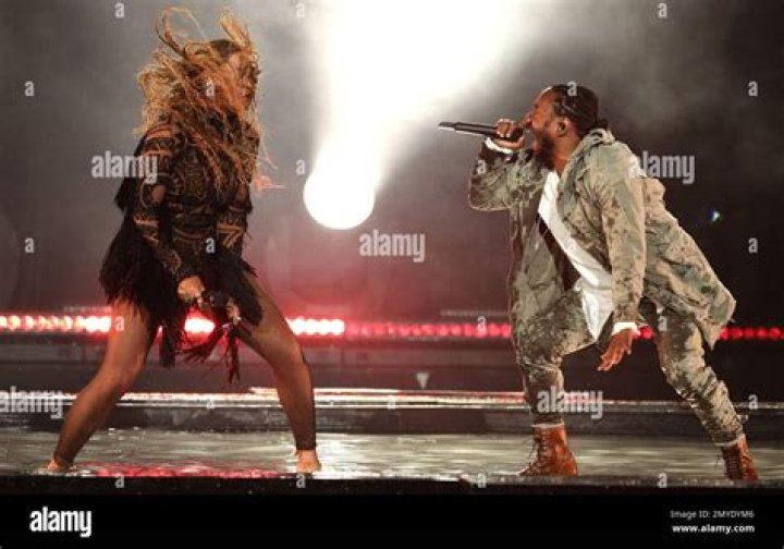 BET Awards 2016: Beyonce, Kendrick Lamar Perform ‘Freedom’