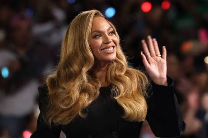 Beyonce's Grammys Wet Hairstyle from "Drunk in Love": Copy the Look!