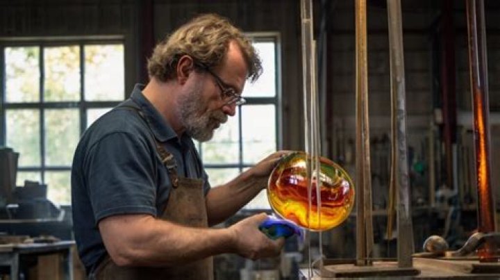 Blown Away: Chris Taylor Age, Wiki, Biography Glass Artist Instagram, Wife & Net Worth
