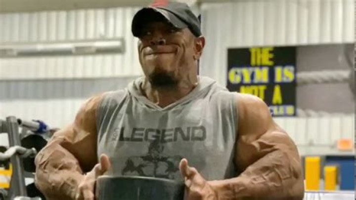 Who is bodybuilder David Henry?