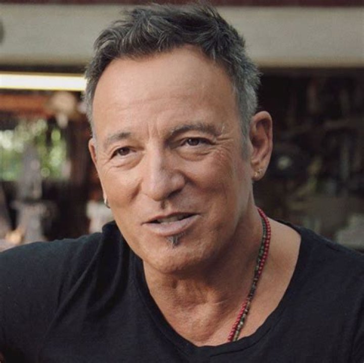 Exploring The Iconic Bruce Springsteen Hairstyle
