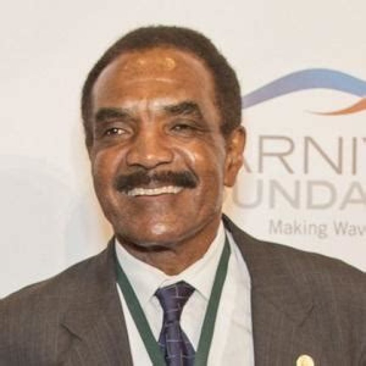 Calvin Hill Net Worth, Income, Salary, Earnings, Biography, How much money make?