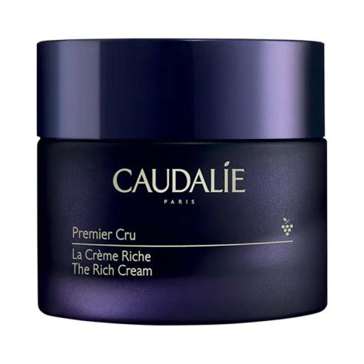 Annie Murphy Swears by This Caudalie Eye Cream