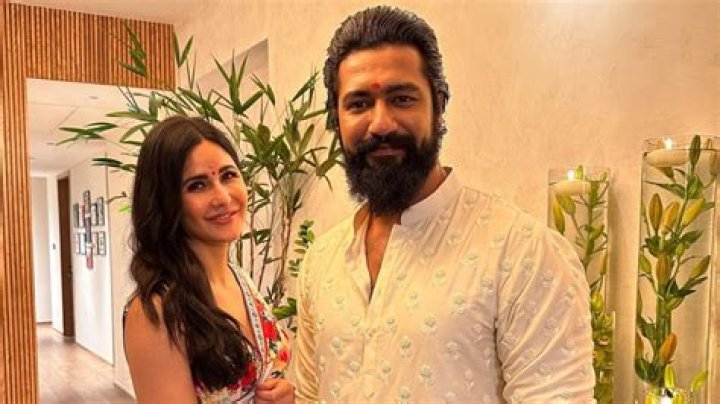 Vicky Kaushal celebrates Uri success with girlfriend Harleen Sethi; makes relationship official on Instagram – India TV
