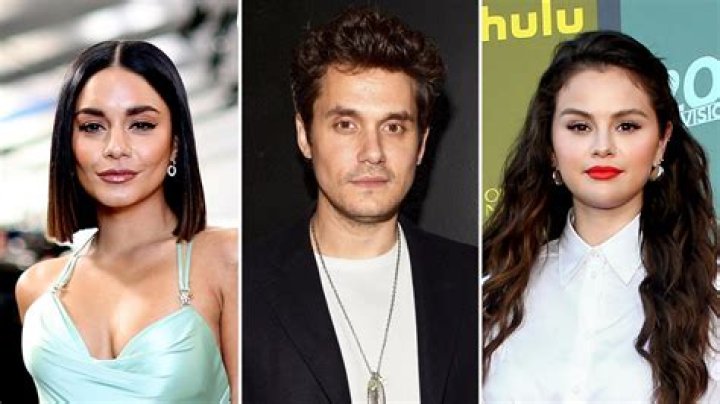 Celebrity Fans of ‘The Bachelor’: Photos